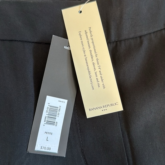 Banana Republic Black Cargo Joggers - L Petite - Picture 3 of 11